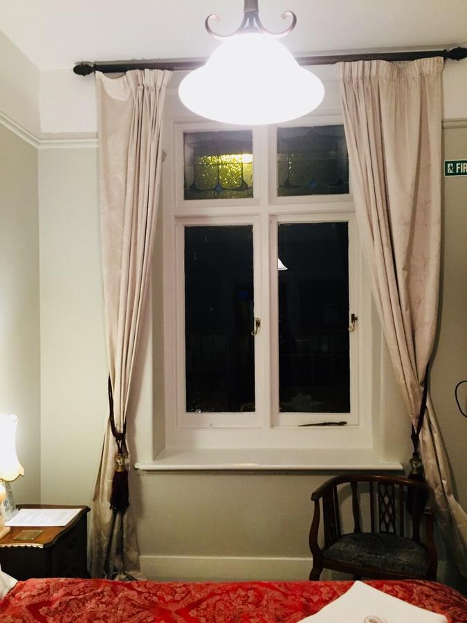 Albatross Inn Bed & Breakfast Dunedin Bagian luar foto