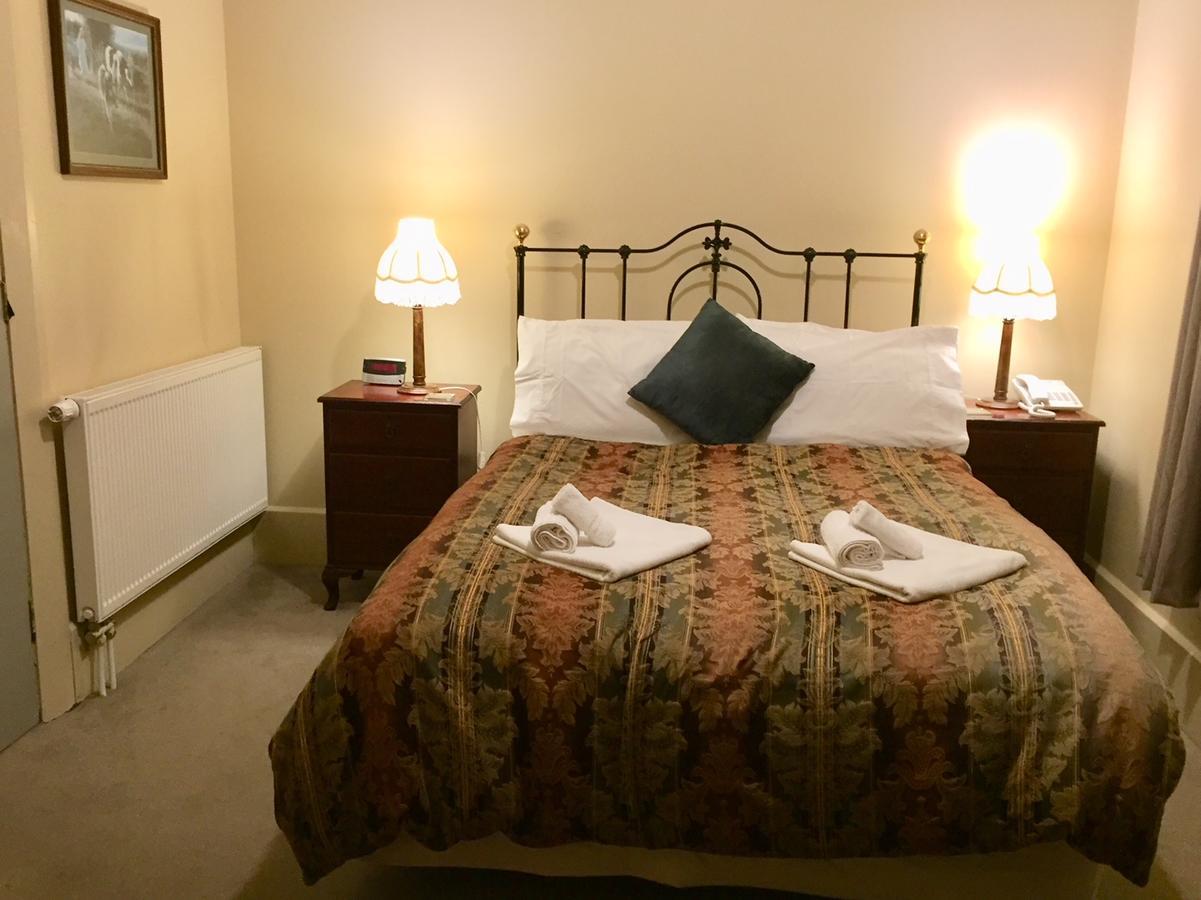 Albatross Inn Bed & Breakfast Dunedin Bagian luar foto