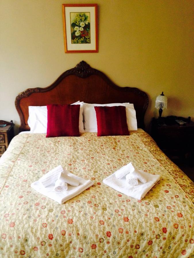 Albatross Inn Bed & Breakfast Dunedin Bagian luar foto