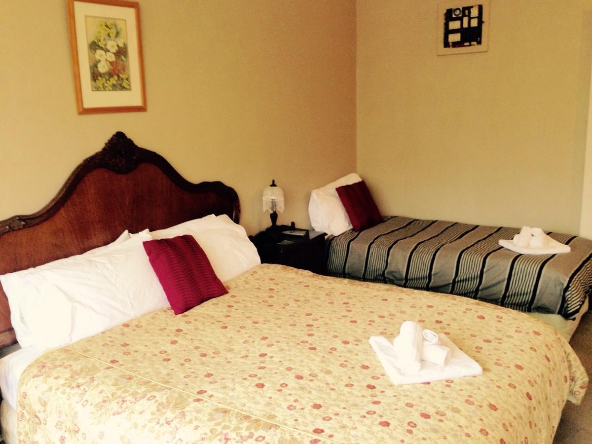 Albatross Inn Bed & Breakfast Dunedin Bagian luar foto