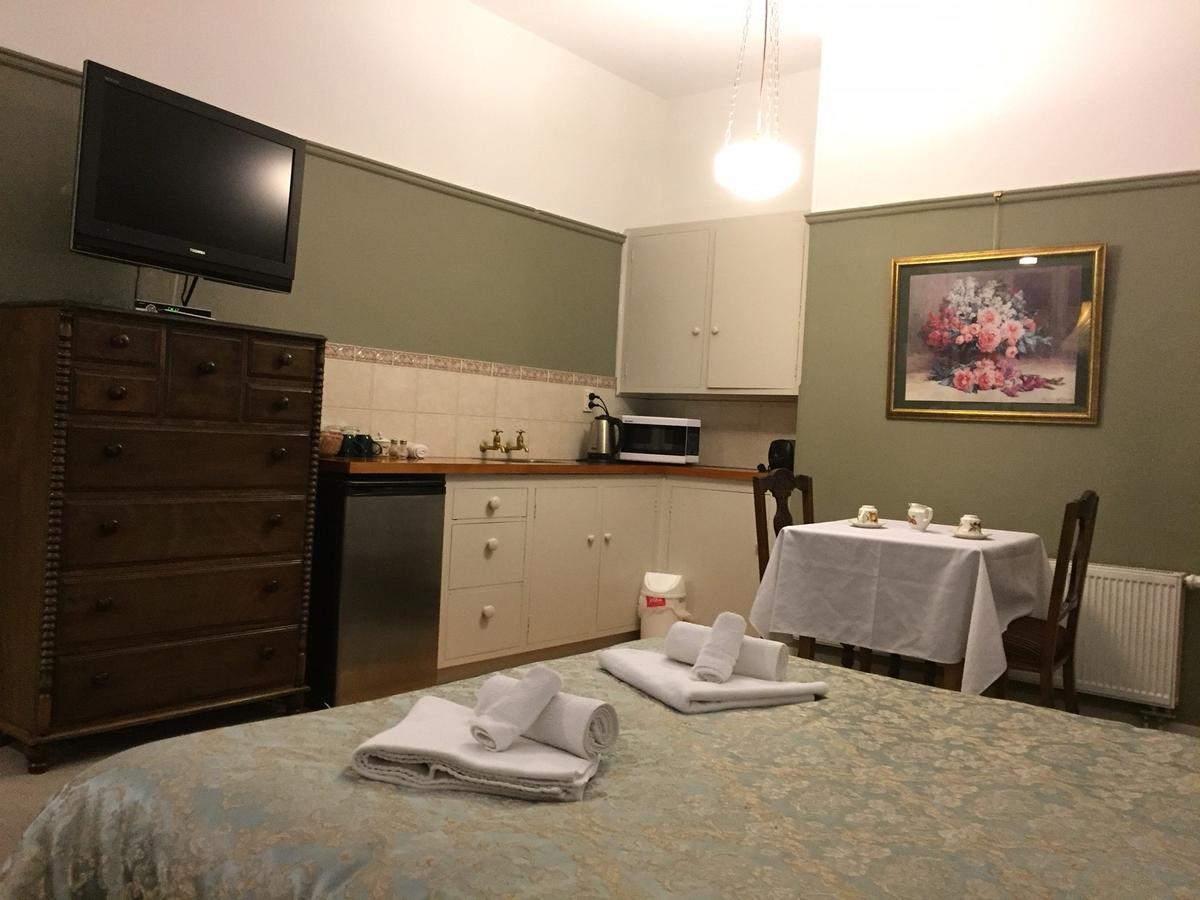 Albatross Inn Bed & Breakfast Dunedin Bagian luar foto
