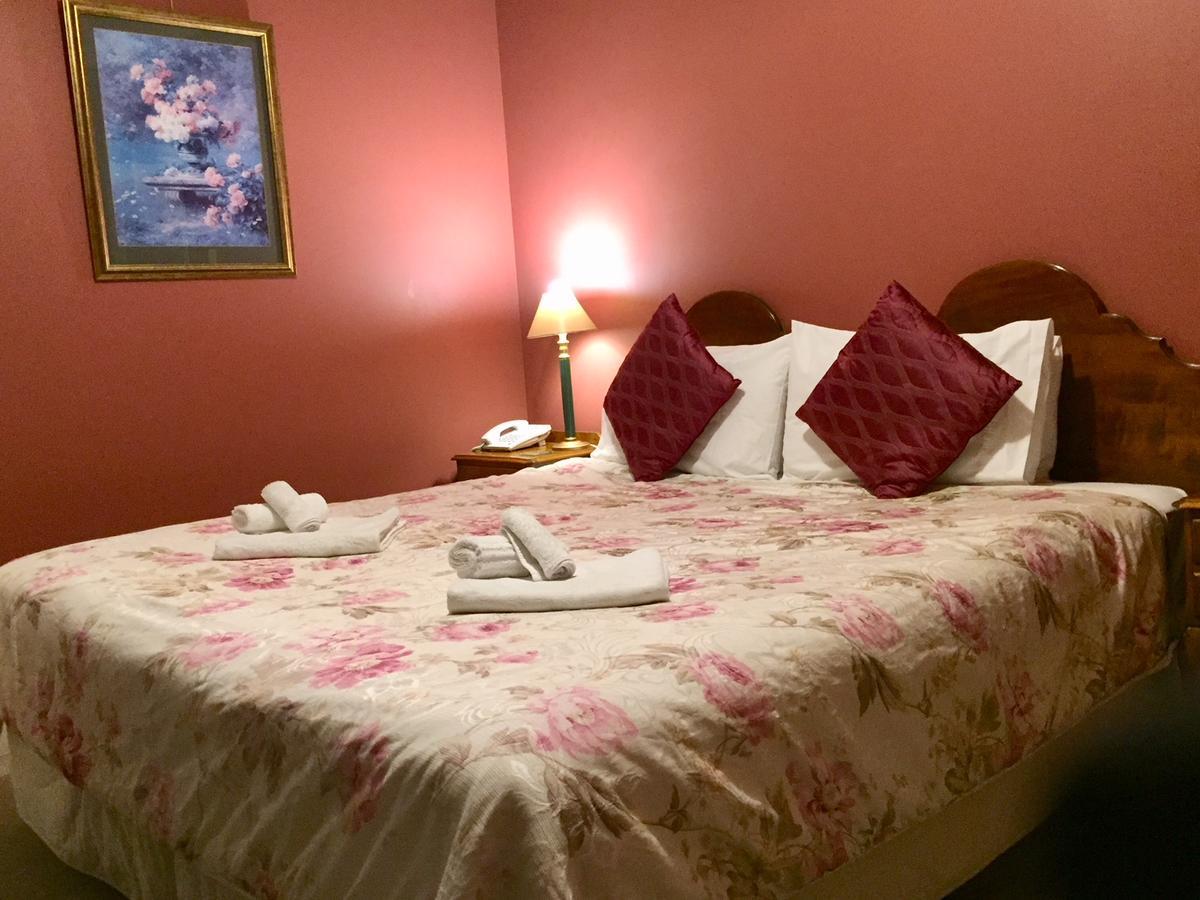Albatross Inn Bed & Breakfast Dunedin Bagian luar foto