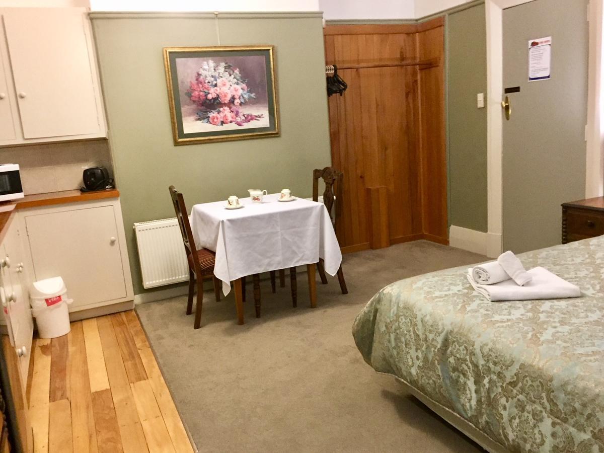 Albatross Inn Bed & Breakfast Dunedin Bagian luar foto