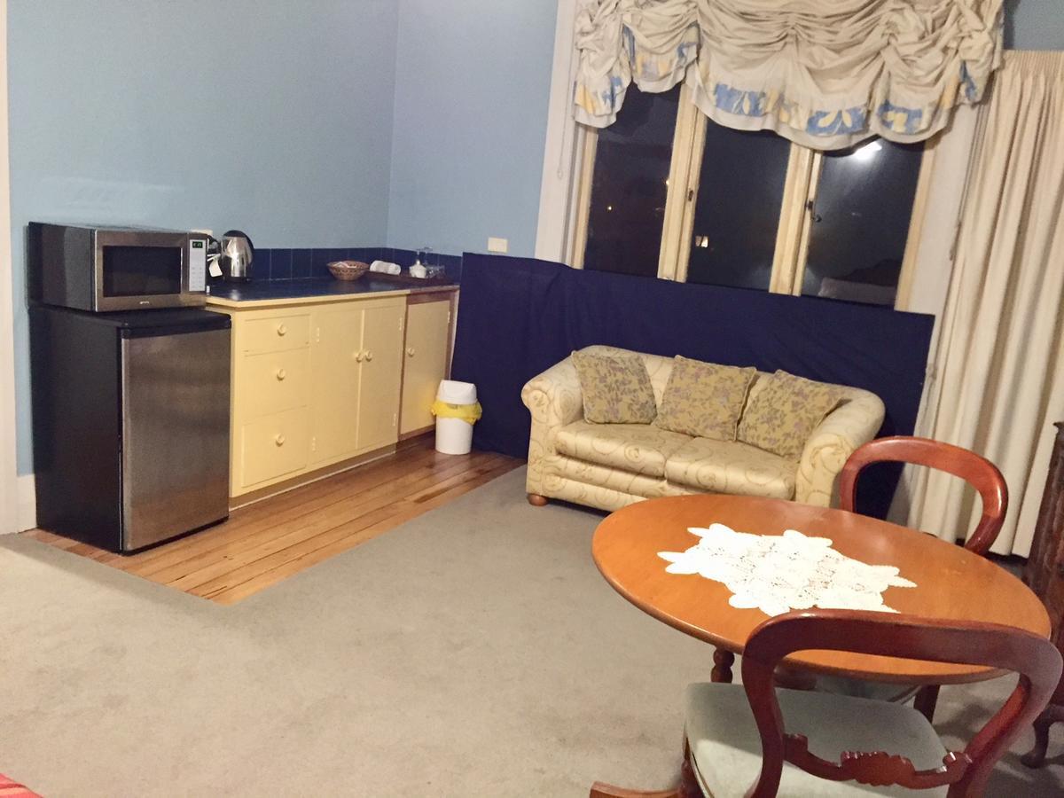 Albatross Inn Bed & Breakfast Dunedin Bagian luar foto