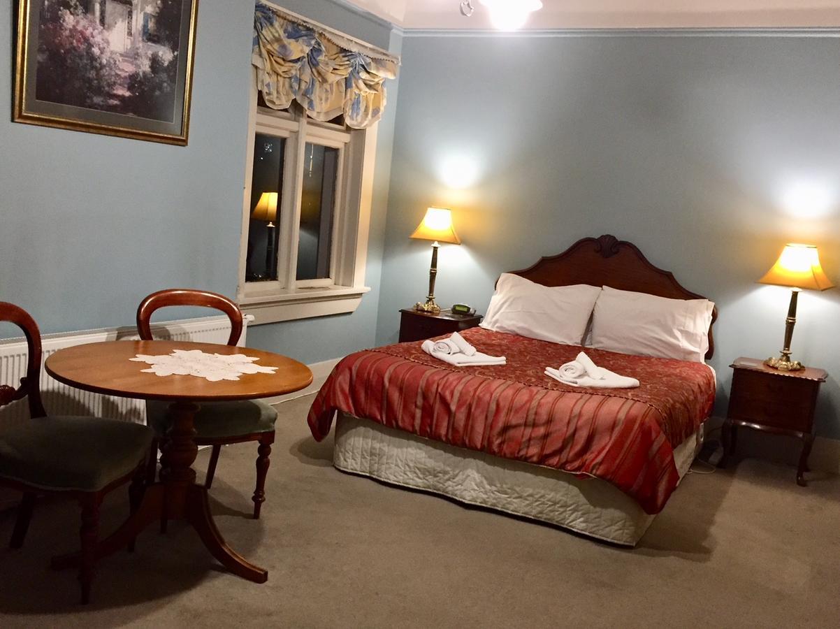 Albatross Inn Bed & Breakfast Dunedin Bagian luar foto