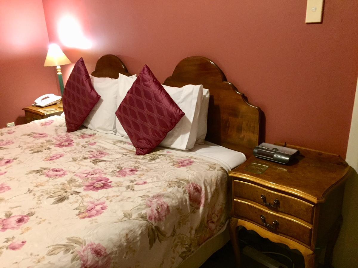 Albatross Inn Bed & Breakfast Dunedin Bagian luar foto